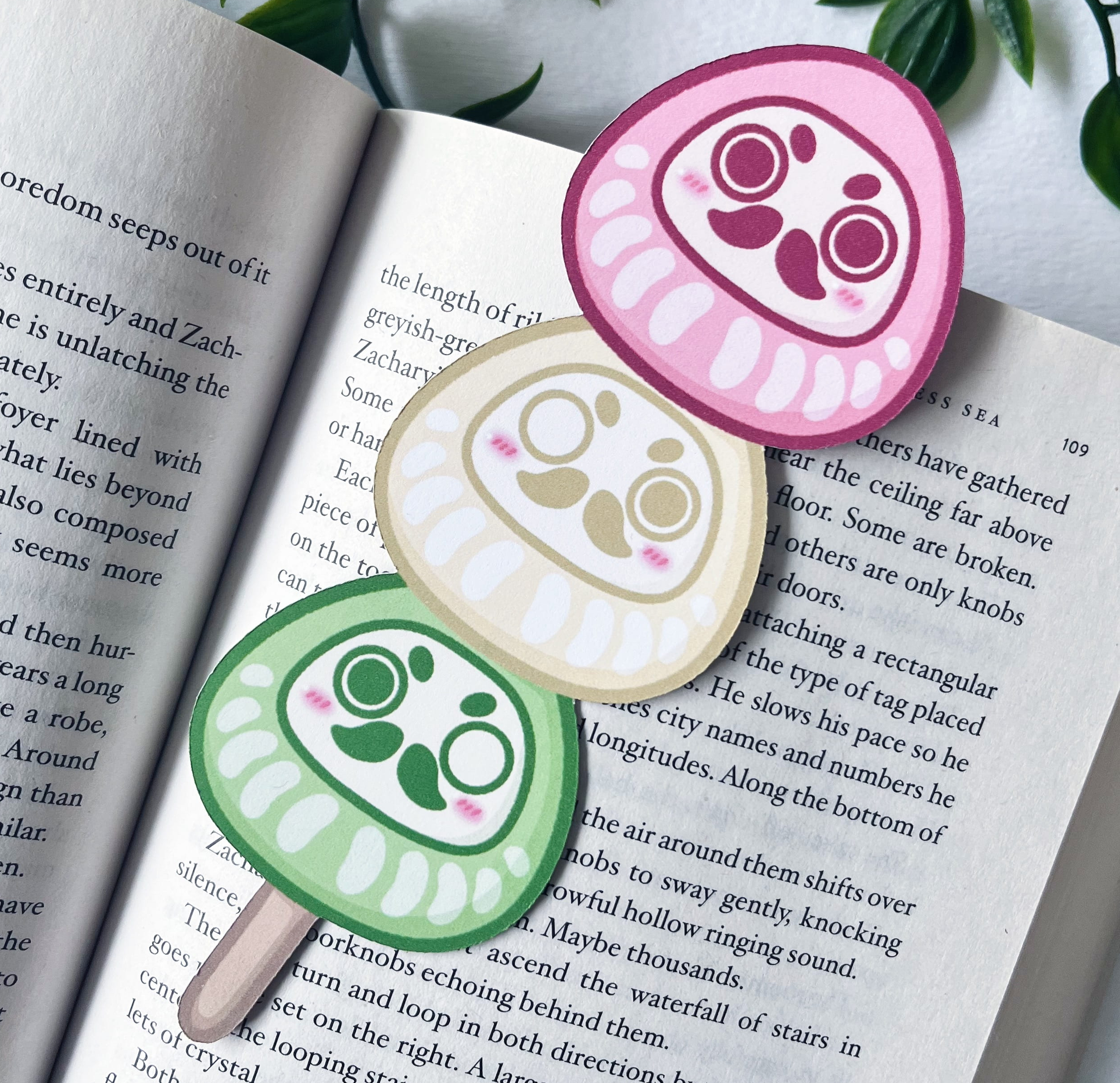 Daruma Dango Bookmark Time Lapse